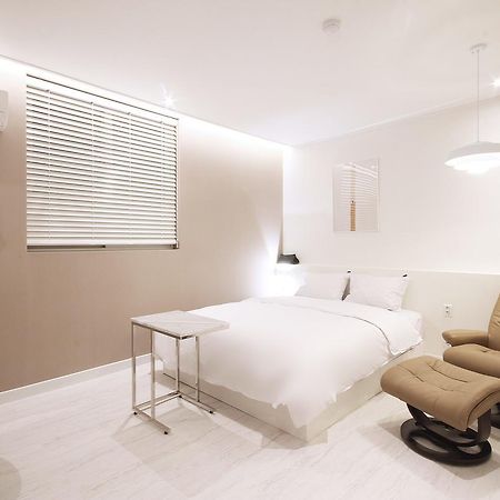 Hotel Yam Yeosu Hakdong Buitenkant foto